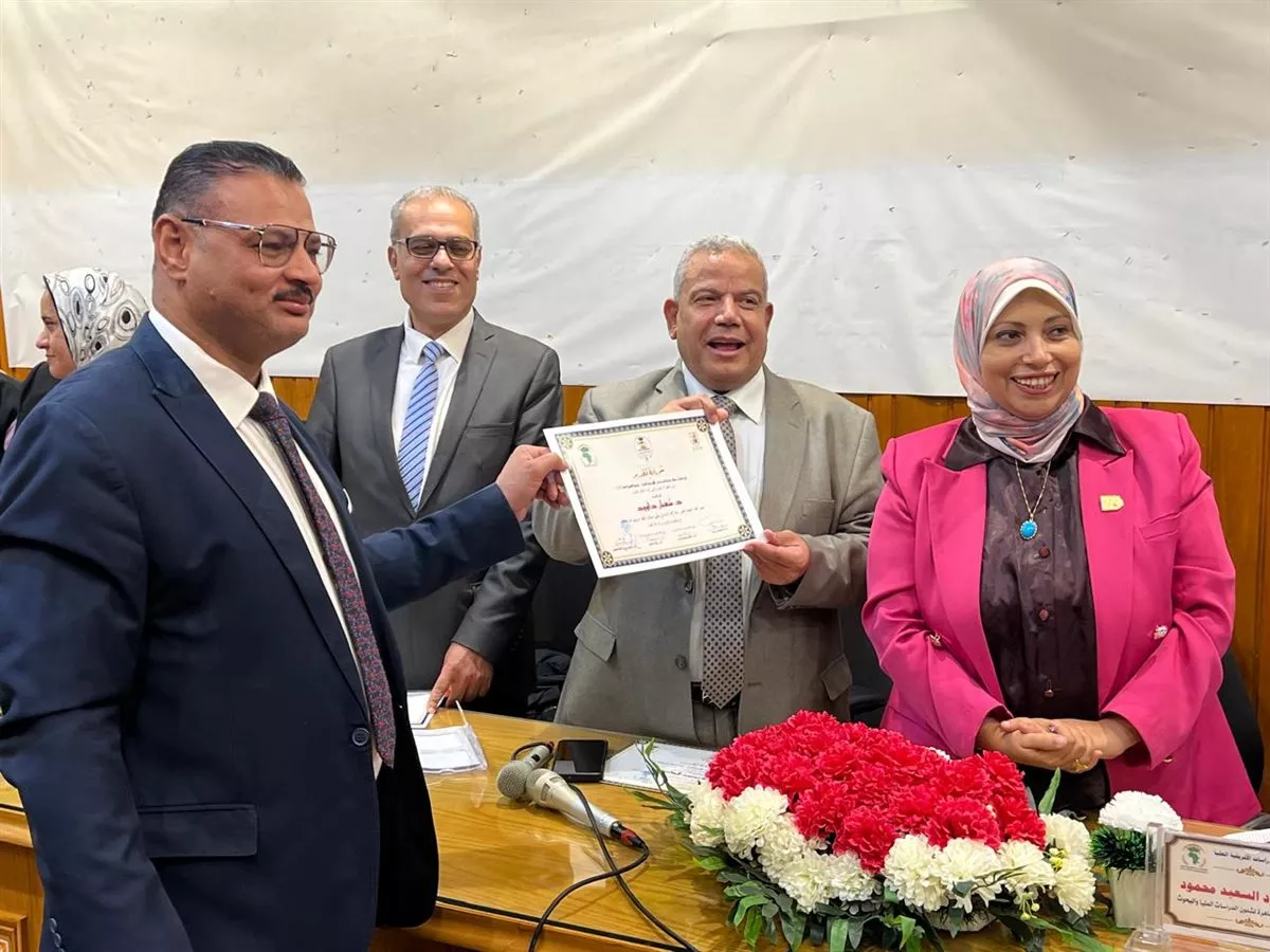 جامعة القاهرة تحتفي بخريجي الدراسات الإفريقية العليا من طلاب الماجستير والدكتوراه